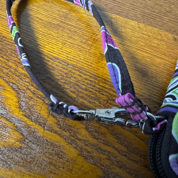 Vera Bradley Purple Punch Floral Wristlet Wallet ~ Like New - Picture 5 of 9